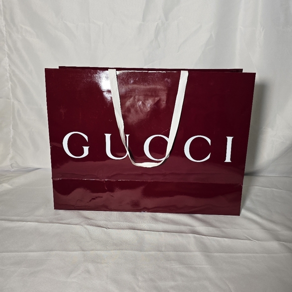 🔥EUC 2024 AUTHENTIC GUCCI SHOPPING BAGS - Picture 4 of 12